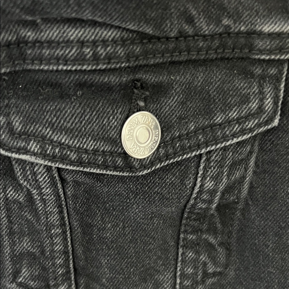 ZARA Black Denim Jacket with Silver Buttons - Picture 4 of 7